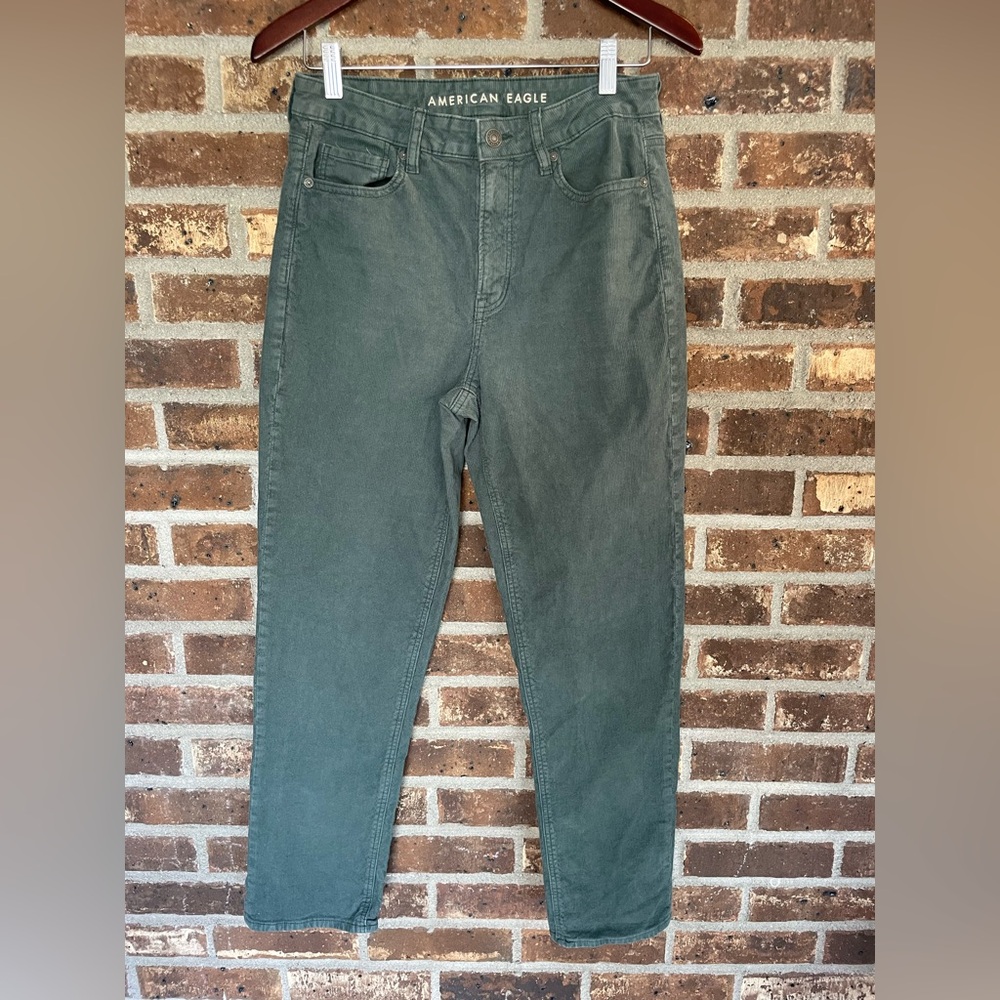 American Eagle Army Green Corduroy Mom Straight‎ Jeans - Picture 2 of 6